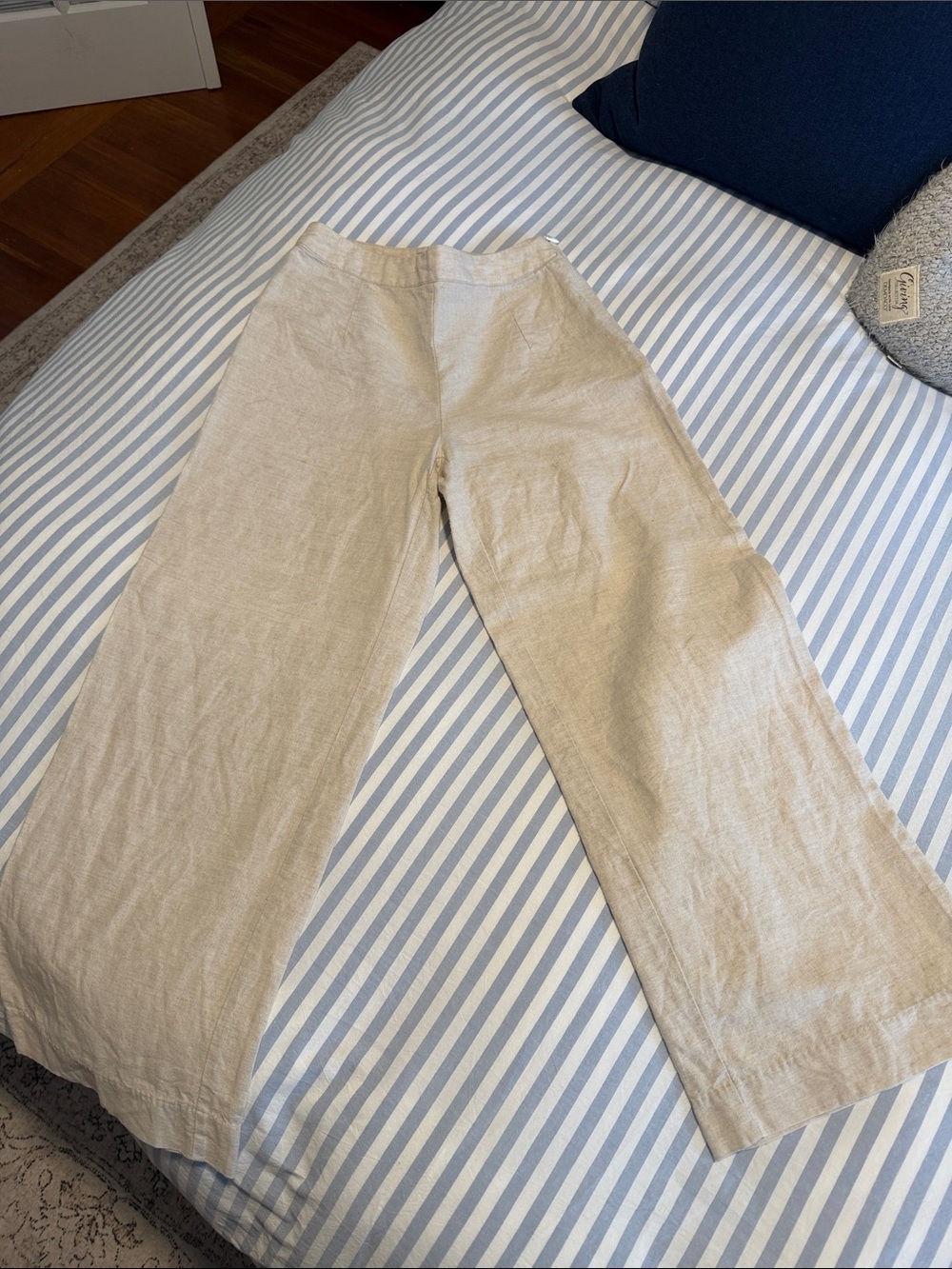 Beginning Boutique Wide-Leg Linen Capri Pants